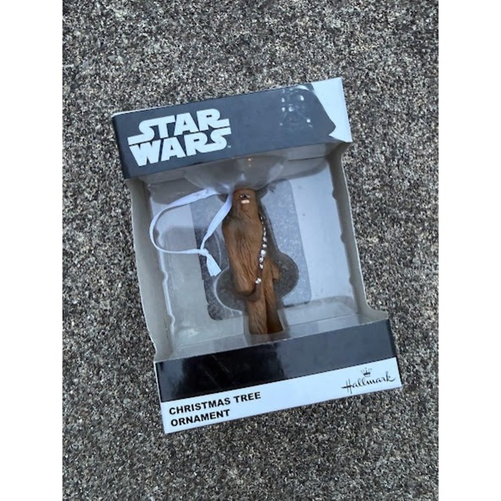 Hallmark Star Wars‎ Chewbacca Christmas Tree Ornament Brown Wookiee New in Box